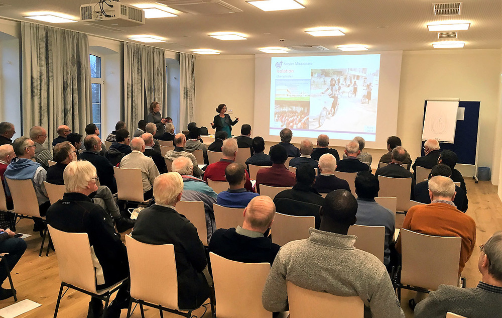 Rund 60 Ordensangehörige trafen sich zur Provinzversammlung der Mitteleuropäischen Provinz in Maria Enzersdorf