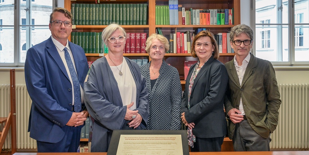 Salzburg: Institutionen vereinbaren Schutz von Kulturgütern / Erzdiözese Salzburg (eds)/Hiva Naghshi Salzburg: Institutionen vereinbaren Schutz von Kulturgütern