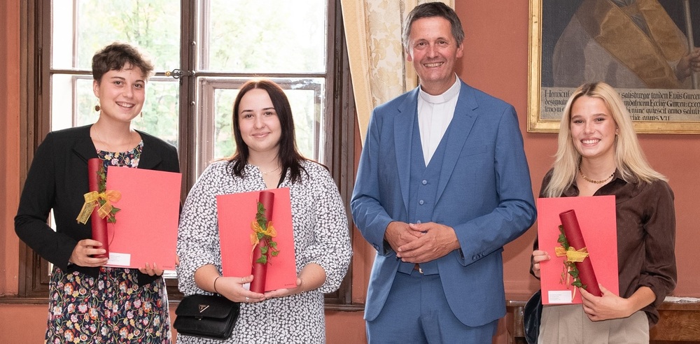 Preisträgerinnen „Dr. Olaf Colerus-Geldern Preis“ 2023 / Diözesan-Pressestelle/Assam