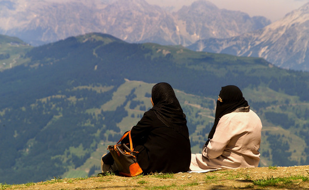 Früherer UN-Sonderberichterstatter für Religions- und Weltanschauungsfreiheit, Bielefeldt, übt in ORF-Interview scharfe Kritik an VP-Vorschlag: 'Geht gar nicht'