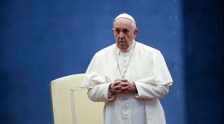 Papst Franziskus betet um das Ende der Corona-Pandemie am 27. März 2020 vor dem Petersdom im Vatikan.