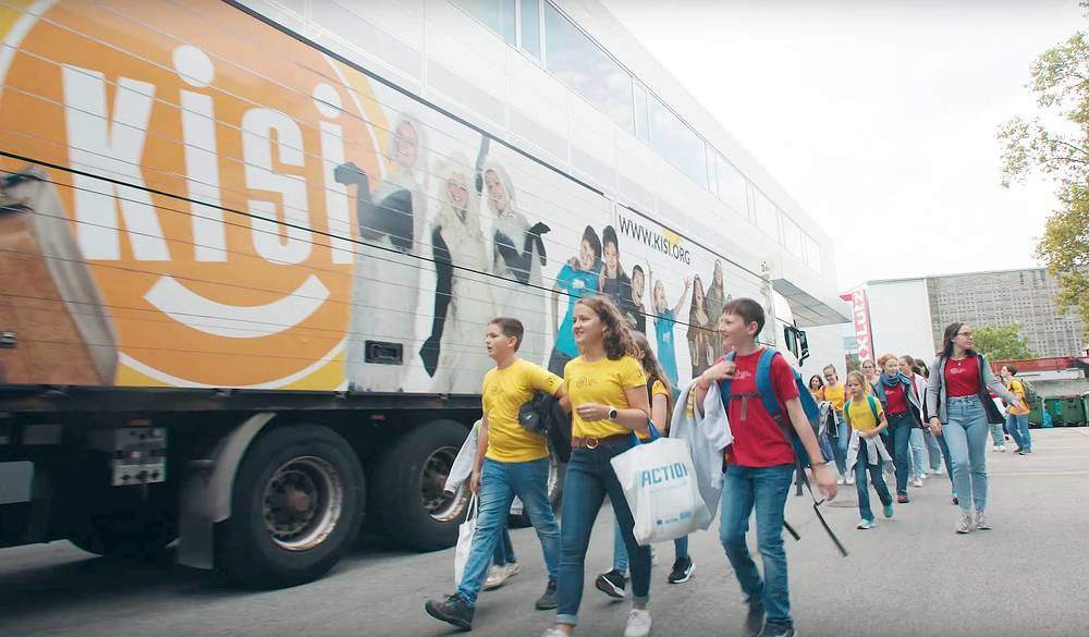 Filmausschnitt aus der Serie 'Runter von der Couch'