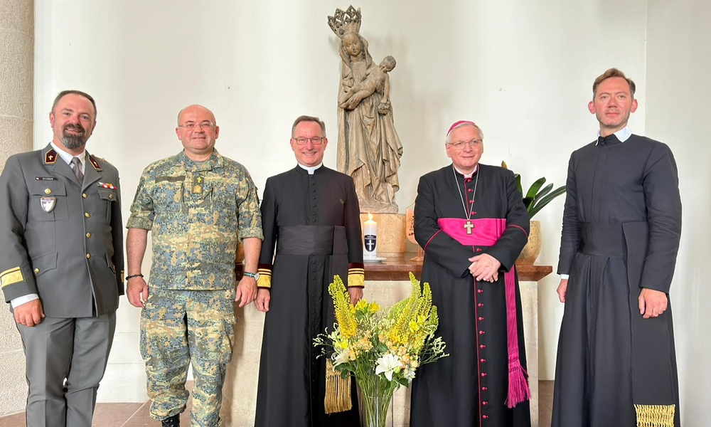 Wiener Neustadt: Jubiläumsfest der Militärseelsorge / Schwarz/ÖA Wiener Neustadt: Jubiläumsfest der Militärseelsorge