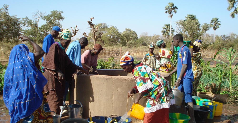                                Caritas Tirol: Brunnenbau in Westafrika