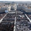 200.000 Gläubige am Petersplatz