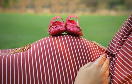 'Aktion Leben': Angebot stärkt Frauen in der Schwangerschaft