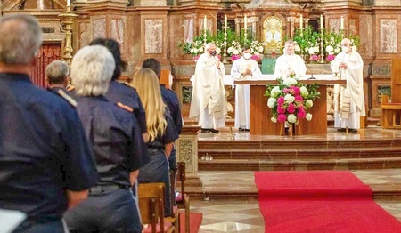 Dankgottesdienst mit Bischof Scheuer zu 25 Jahre Polizeiseelsorge