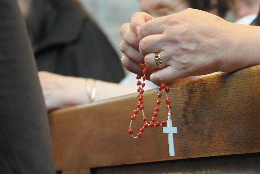 Bischöfe beten im Oktober Rosenkranz mit Gläubigen auf Radio Maria