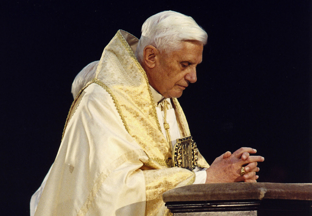 Emeritierter Grazer Bischof in 'Furche': Werk Ratzingers 'wirkt wie ein Sauerteig weiter bis in die Gegenwart' - 'Der Wille zur Synthese war immer ebenso da wie der Mut, Grenzen zu ziehen'