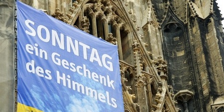 Transparent zum 'Freien Sonntag'