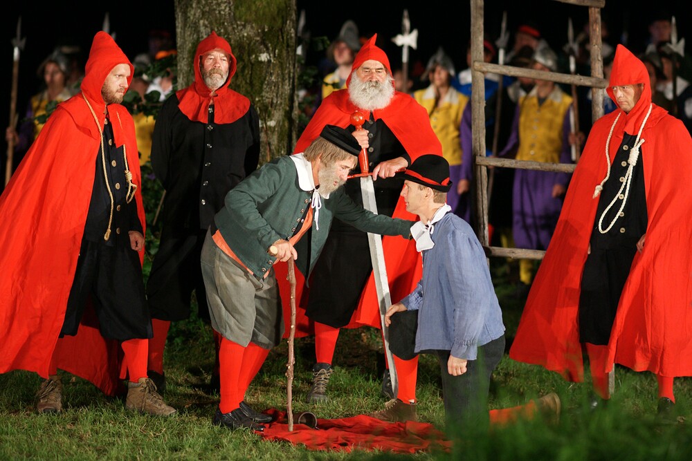 Religion und Macht: Kirchenvertreter warnen vor 'Gift'