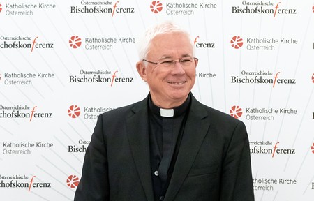Erzbischof Franz Lackner bei der Abschlusspressekonferenz der Wintersession 2021 der Österreichischen Bischofskonferenz in Wien.