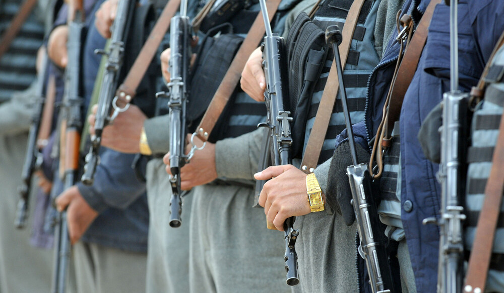 Alltag in Afghanistan / © KNA-Bild, Katharina Ebel Ziviler Aufbau geht nicht ohne SicherheitIn Afghanistan arbeiten zivile Organisationen und ISAF eng zusammenVon dauerhaftem Frieden, wirtschaftlicher Stabilität und einem verantwortungsbewussten Staatswesen ist Afghanistan noch weit entfernt. Der