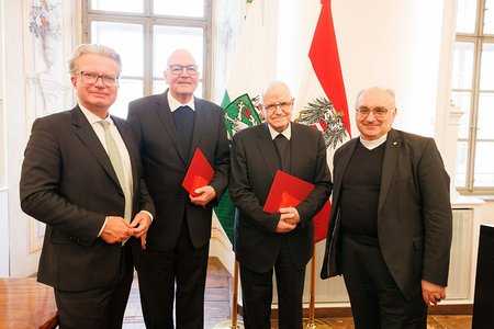 Republik Österreich ehrt zwei steirische Kirchenmänner