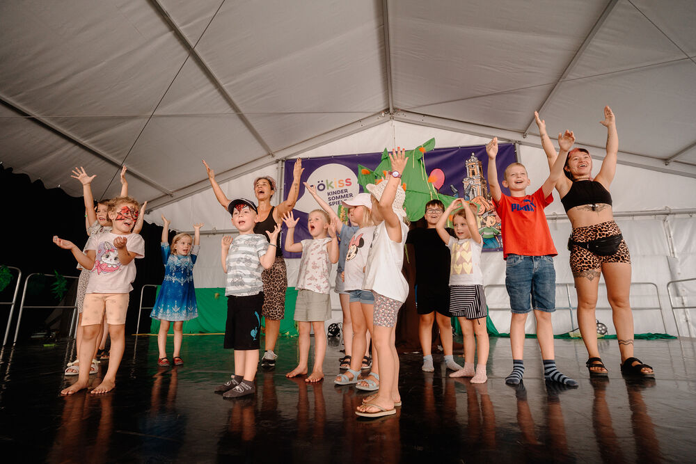 Kinder bei 'NÖ KinderSommerSpielen' (NÖKISS) im Stift Herzogenburg / Tobias Singer Kinder bei 'NÖ KinderSommerSpielen' (NÖKISS) im Stift Herzogenburg