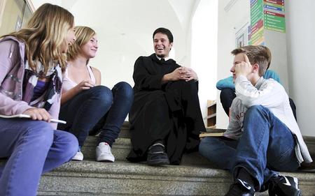 Kirche betet am Sonntag wieder um geistliche Berufungen
