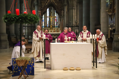 Manfred Scheuer feierte Bischofsjubiläum im Linzer Mariendom