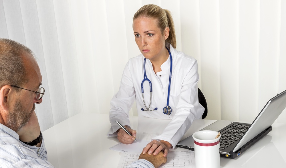 Patient und Ärztin im Gespräch / Erwin Wodicka Wien: Symposium thematisiert Vertrauen in Medizin und Pflege