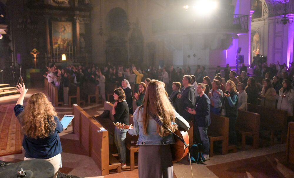 Polak: Jugendliche suchen verstärkt in der Religion Halt
