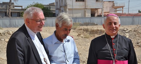 Irak: Militärbischof Freistetter in den Trümmern von Mossul