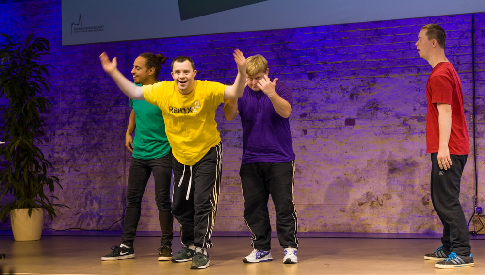 Erzdiözese Salzburg: Flashmob-Tanzen am Welt-Down-Syndrom-Tag