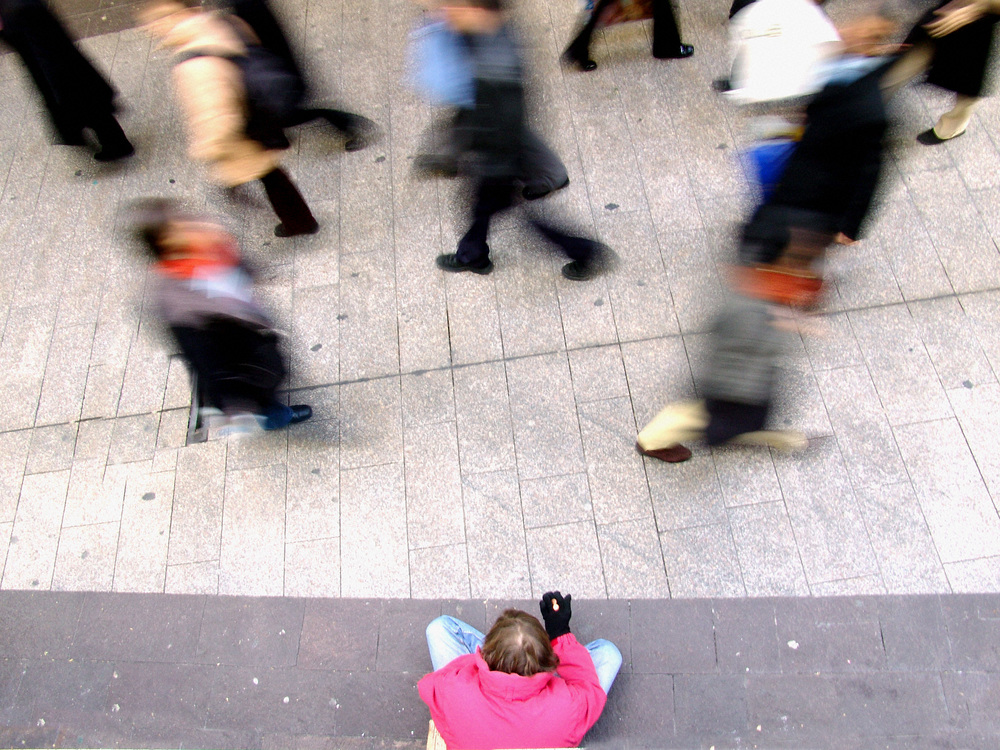 Menschen in Bewegung [ (c) www.BilderBox.com, Erwin Wodicka, Siedlerzeile 3, A-4062 Thening, Tel. + 43 676 5103678.Verwendung nur gegen HONORAR, BELEG,URHEBERVERMERK und den AGBs auf bilderbox.com](in an im auf aus als and beim mit einer einem eines 