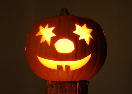 Halloweenkuerbis / bilderbox.com