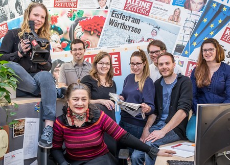 Studenten der Katholischen Medienakademie in der Redaktion der Kleinen Zeitung Kärnten