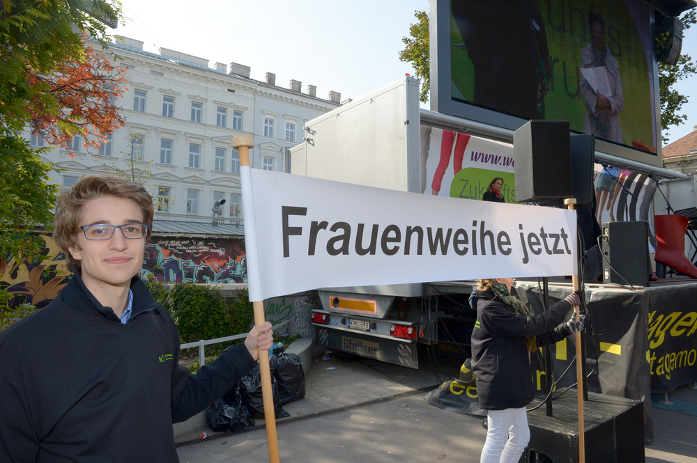 Kirchenreform / kathbild.at/Rupprecht, Franz Josef Rupprecht Laieninitiative wirbt f?r 'Frauenweihe jetzt'