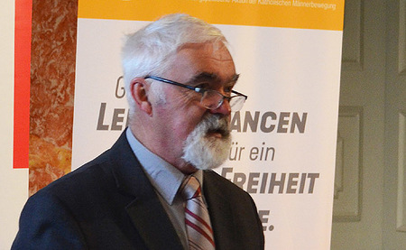 75-Jahr-Jubiläum: Männerbewegung blickt in unsichere Zukunft