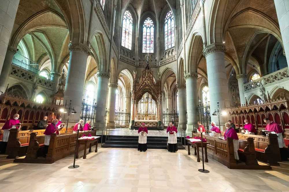 Domkapitel der Diözese Linz / Diözese Linz Domkapitel der Diözese Linz