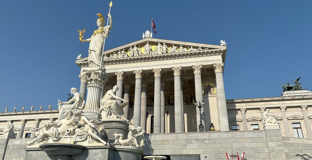 Parlament in Wien / Jutta Steiner/Kathpress Hilfswerke: Umsetzung der Behindertenrechte 'nur Stückwerk'