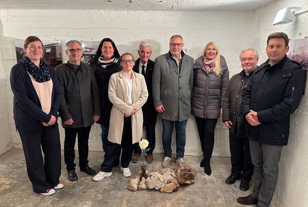 Diözesanvertreter, Organisator:innen, Vertreter:innen des Mauthausen Komitee ?sterreich, G?nther Steindler - der B?rgermeister von Ternberg und Claudia Stöckl.