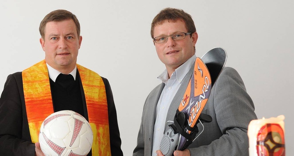 Kremser Sportpfarrer Franz Richter und Sepp Eppensteiner, Vorsitzender der DSGÖ / Wolfgang Zarl Kremser Sportpfarrer Franz Richter und Sepp Eppensteiner, Vorsitzender der DSGÖ