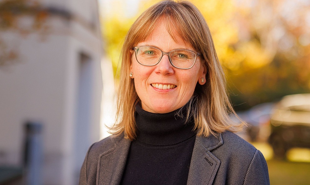 Theologinnen: Wissenschaftlerinnen im Fach Theologie benachteiligt