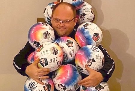 Rapid-Pfarrer auf Fußball-Entzug: 'Zeit nützen und Leben ordnen'