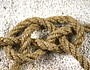 Knoten [ (c) www.BilderBox.com, Erwin Wodicka, Siedlerzeile 3, A-4062 Thening, Tel. + 43 676 5103678.Verwendung nur gegen HONORAR, BELEG,URHEBERVERMERK und den AGBs auf bilderbox.com](in an im auf aus als and beim mit einer einem eines * & der die da