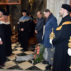 Kranzniederlegung am Grab Rudolf IV. im Wiener Stephansdom beim 'Dies Academicus' der Universität Wien am 12. März 2019