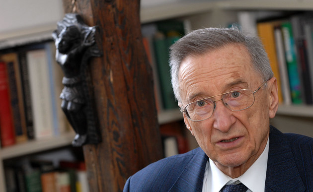 Peter Hünermann / Copyright 2008, KNA (www.kna.de). Alle Rechte vorbehalten, Harald Oppitz Peter Hünermann, katholischer Theologe, am 25. Februar 2008 in Rottenburg.