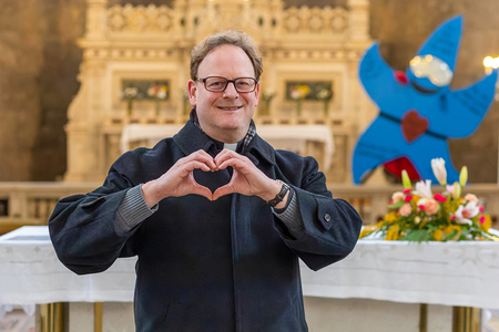 Valentinstagssujet mit Pfarrer Gregor Jansen (Dechant des Stadtdekanats Wien 8/9)