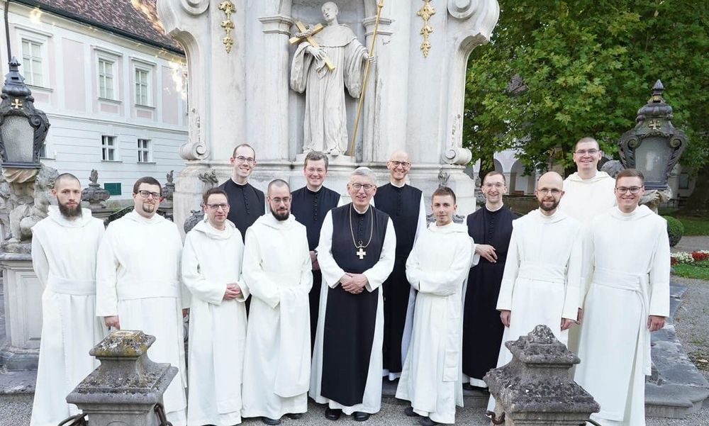 Einkleidung von Novizen in Stift Heiligenkreuz 2023 / Stift Heiligenkreuz