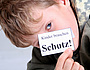 Kinder brauchen Schutz [ (c) www.BilderBox.com, Erwin Wodicka, Siedlerzeile 3, A-4062 Thening, Tel. + 43 676 5103678.Verwendung nur gegen HONORAR, BELEG,URHEBERVERMERK und den AGBs auf bilderbox.com](in an im auf aus als and beim mit einer einem eine