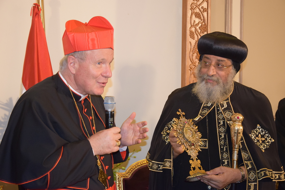 Begrüßung in der Patriarchalresidenz der koptisch-orthodoxen Kirche in Kairo (Kardinal Christoph Schönborn und Papst-Patriarch Tawadros II.) / Georg Pulling Ökumene-Expertin: Schönborn öffnete 'Räume des Dialogs'