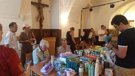 Hilfsgüter-Sammlung für Venezuela in der Wiener Pfarre St. Josef