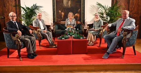 Podiumsdiskussion 'Im Kampf für Gott' am 7. September 2022