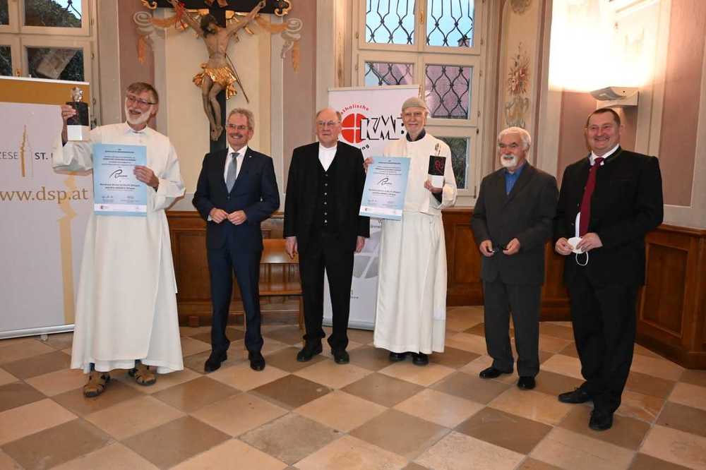Verleihung des Romeropreises 2021 an P. Ambros und P. Schelpe