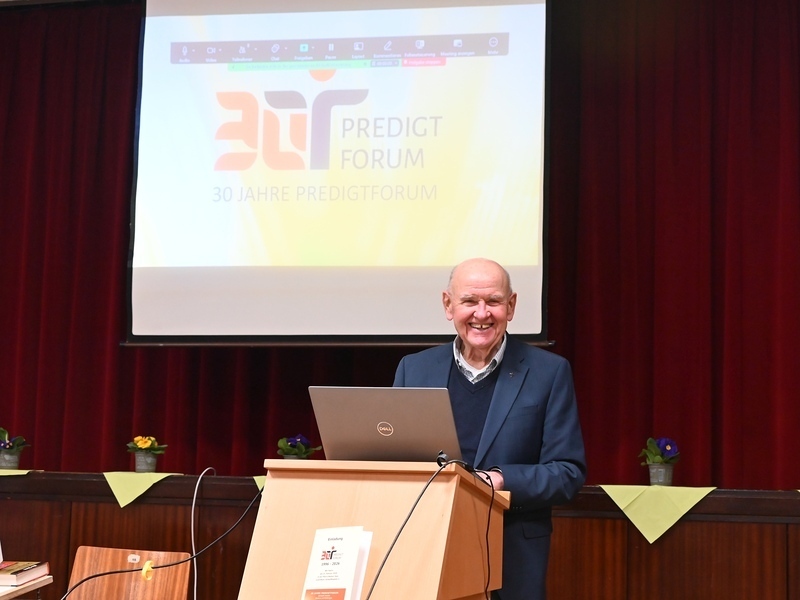 Hans Hütter / Predigtforum Predigtforum-Gründer: Niemand will in der Kirche Vorlesungen hören