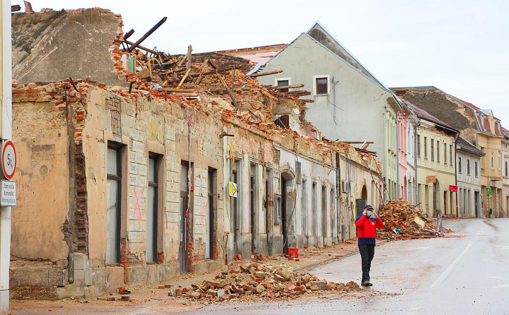 Zerstörte Häuser in der Banovina / Ministerium für Raumplanung (HR)