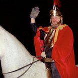 Sankt MartinLaternenumzug / Martinszug in Bonn mit Kindern und St. Martin auf dem Pferd.