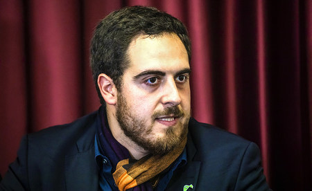 Thomas Andonie, Bundesvorsitzender des Bundes der Deutschen Katholischen Jugend (BDKJ), am 4. Oktober 2018 bei einer Pressekonferenz zur 15. ordentlichen Generalversammlung der Bischofssynode unter dem Motto: 'Jugend, Glaube und Berufungsunterscheidu